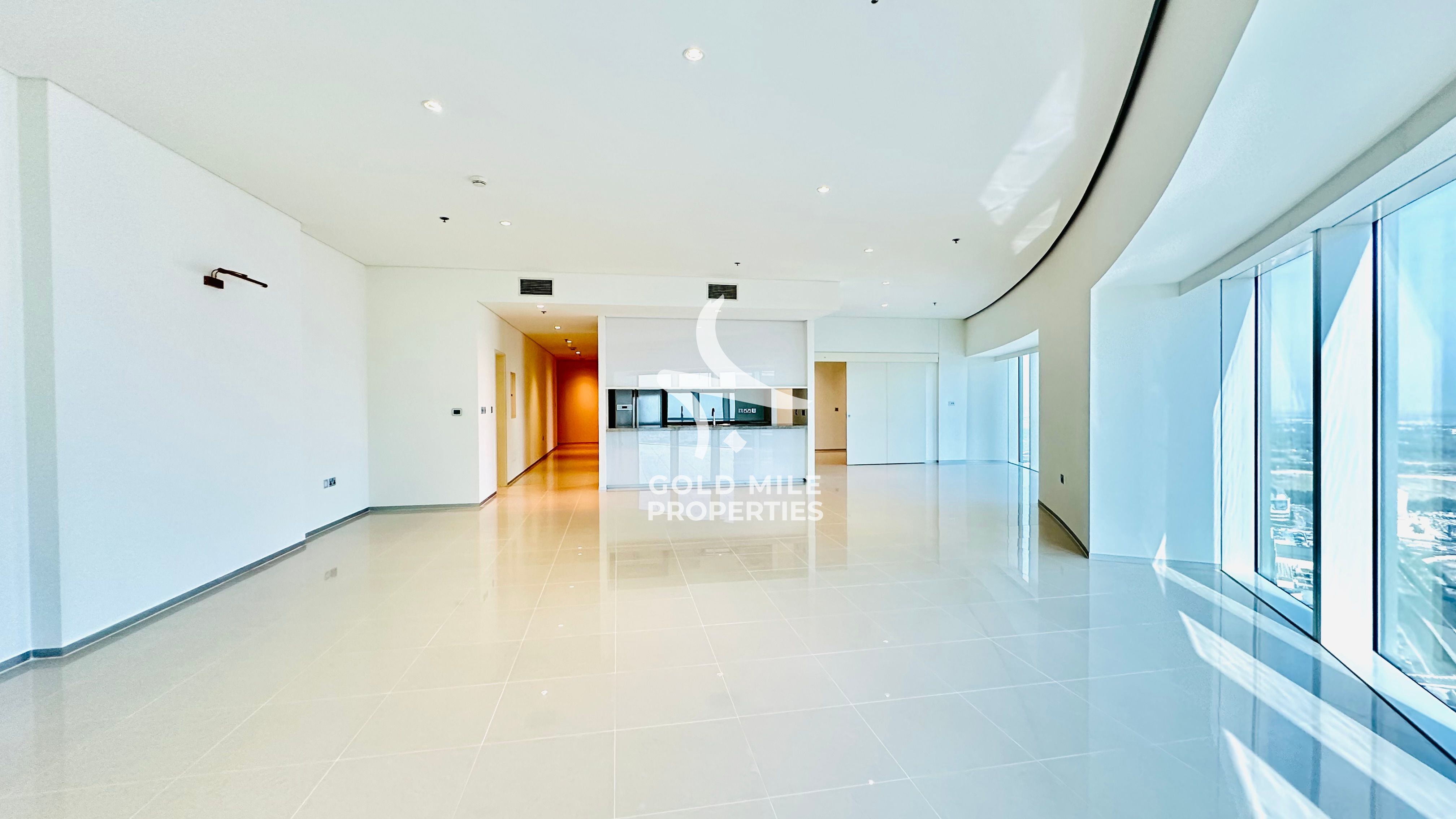 Luxurious 3-Bedroom | Panoramic City View | Free AC | Prime SZR Location