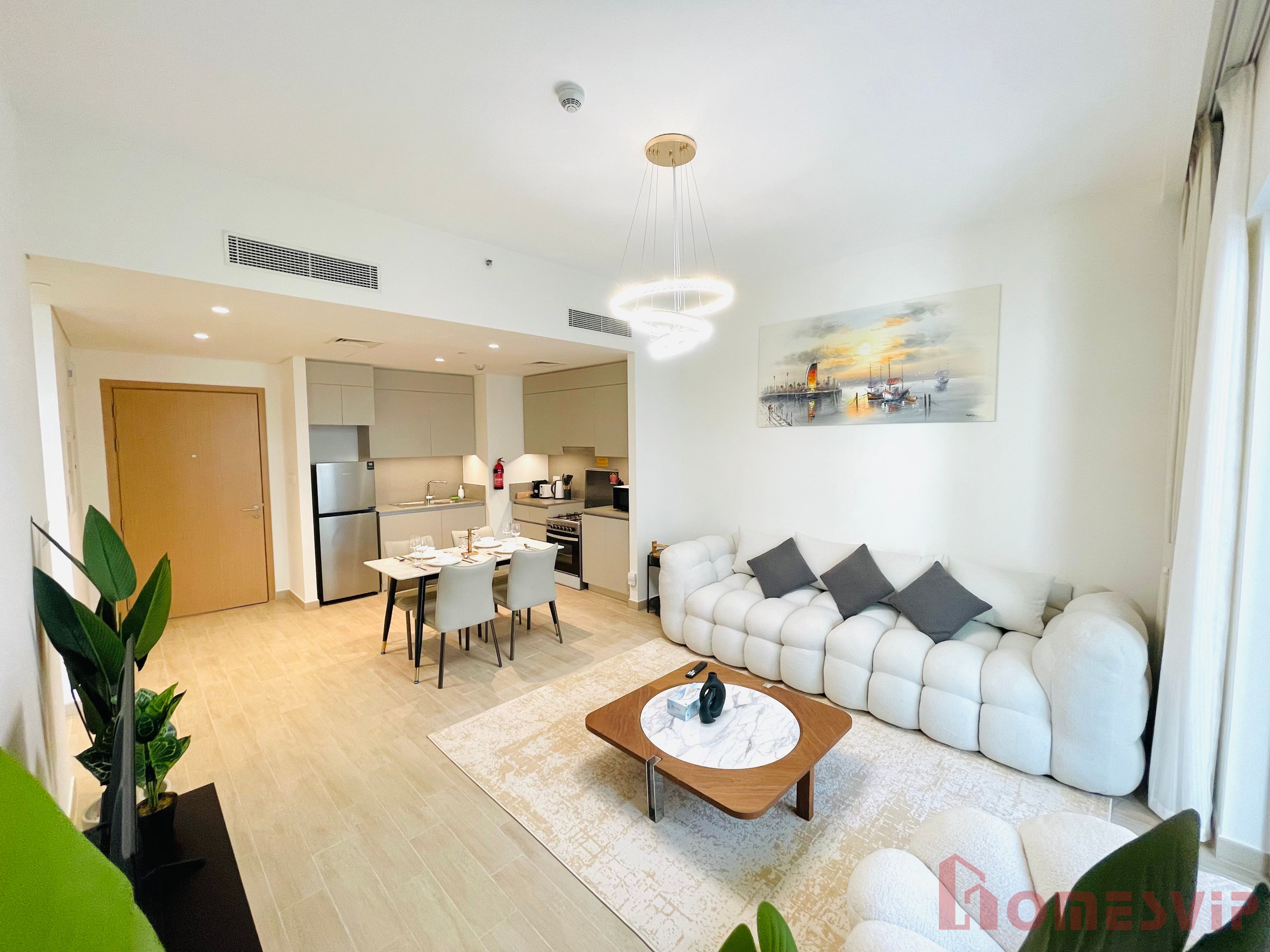 Contemporary| Lagoon Access | Spacious Balcony