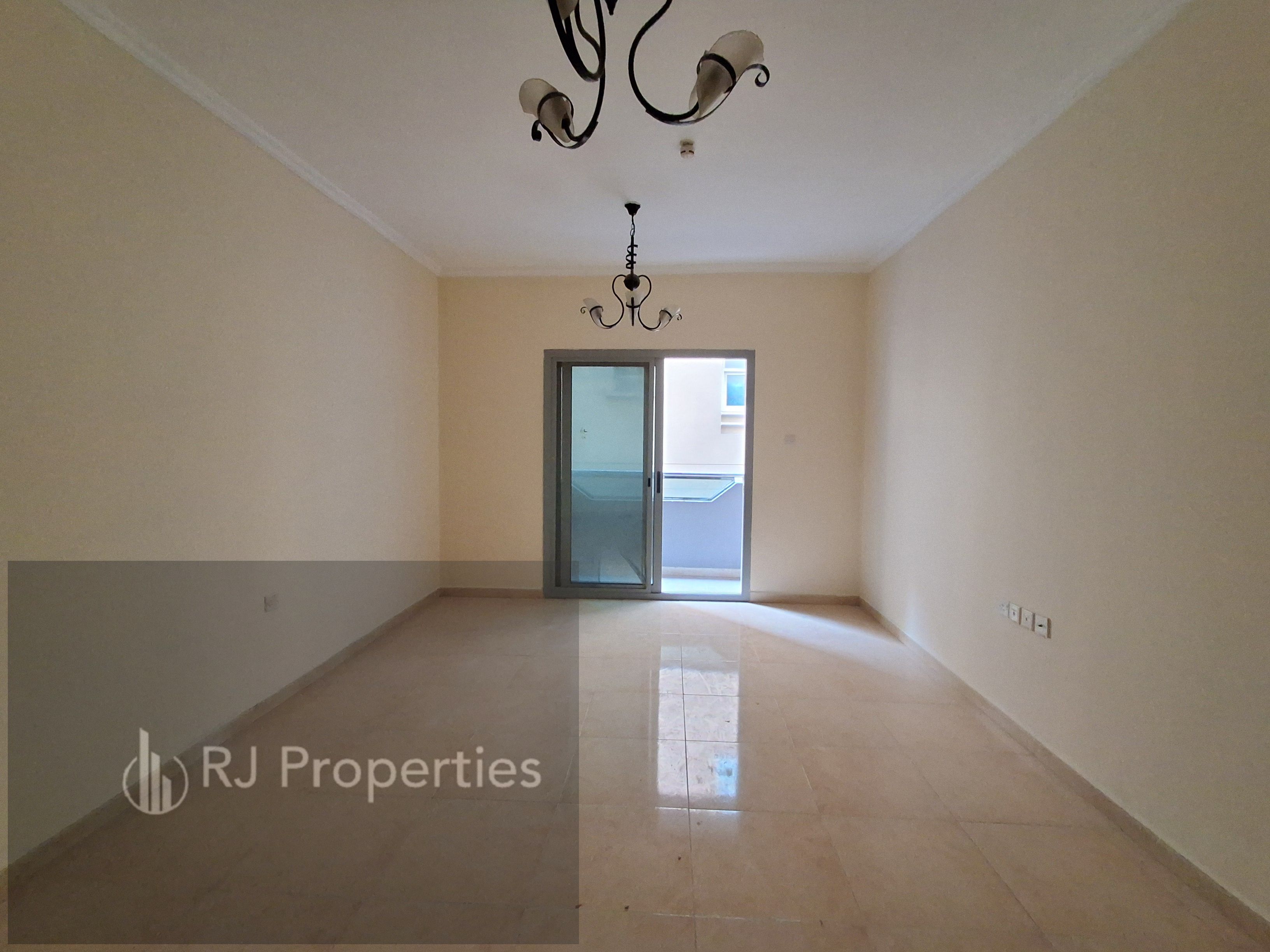 1 BR apartment - balcony - Near To park - family building