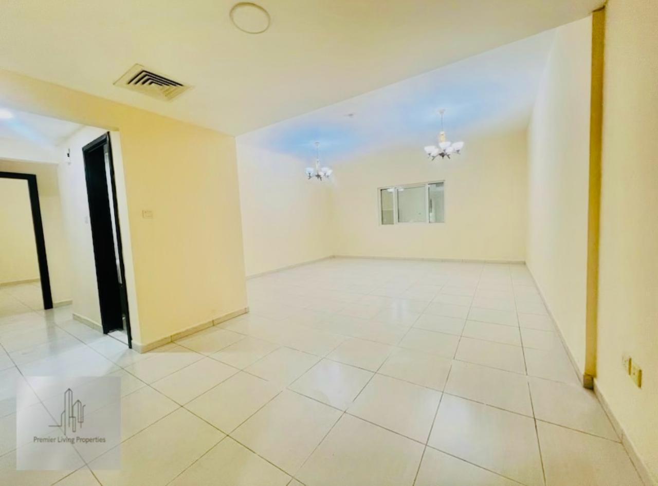 [Parking Free 2BHK With Balcony 6 Cheque's Payment 3 Bathrooms 1 Master Bedroom Just 48k Only For Family Call To Mr Imran Ali