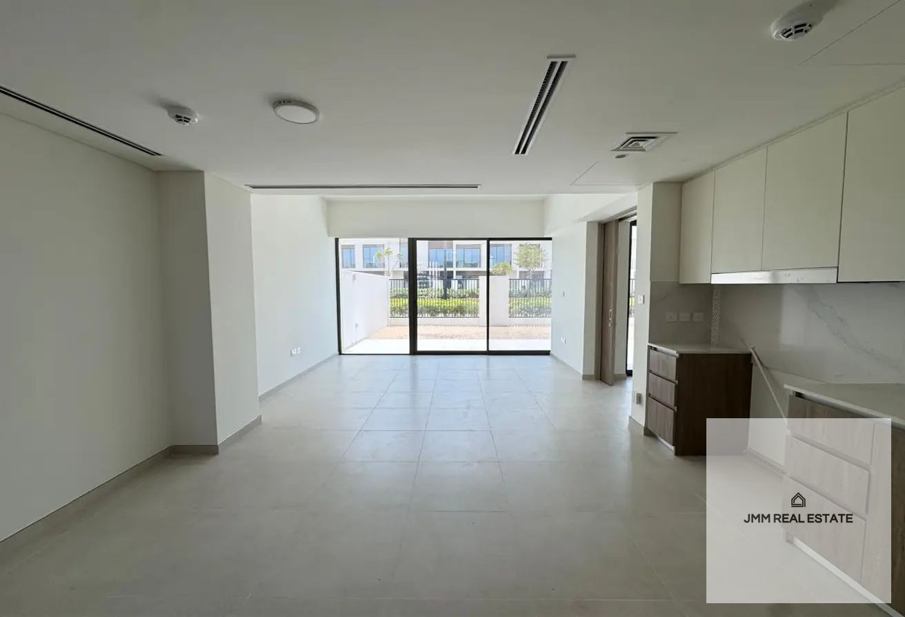Brand New | Next to pool | 4BR+Maid | Corner unit