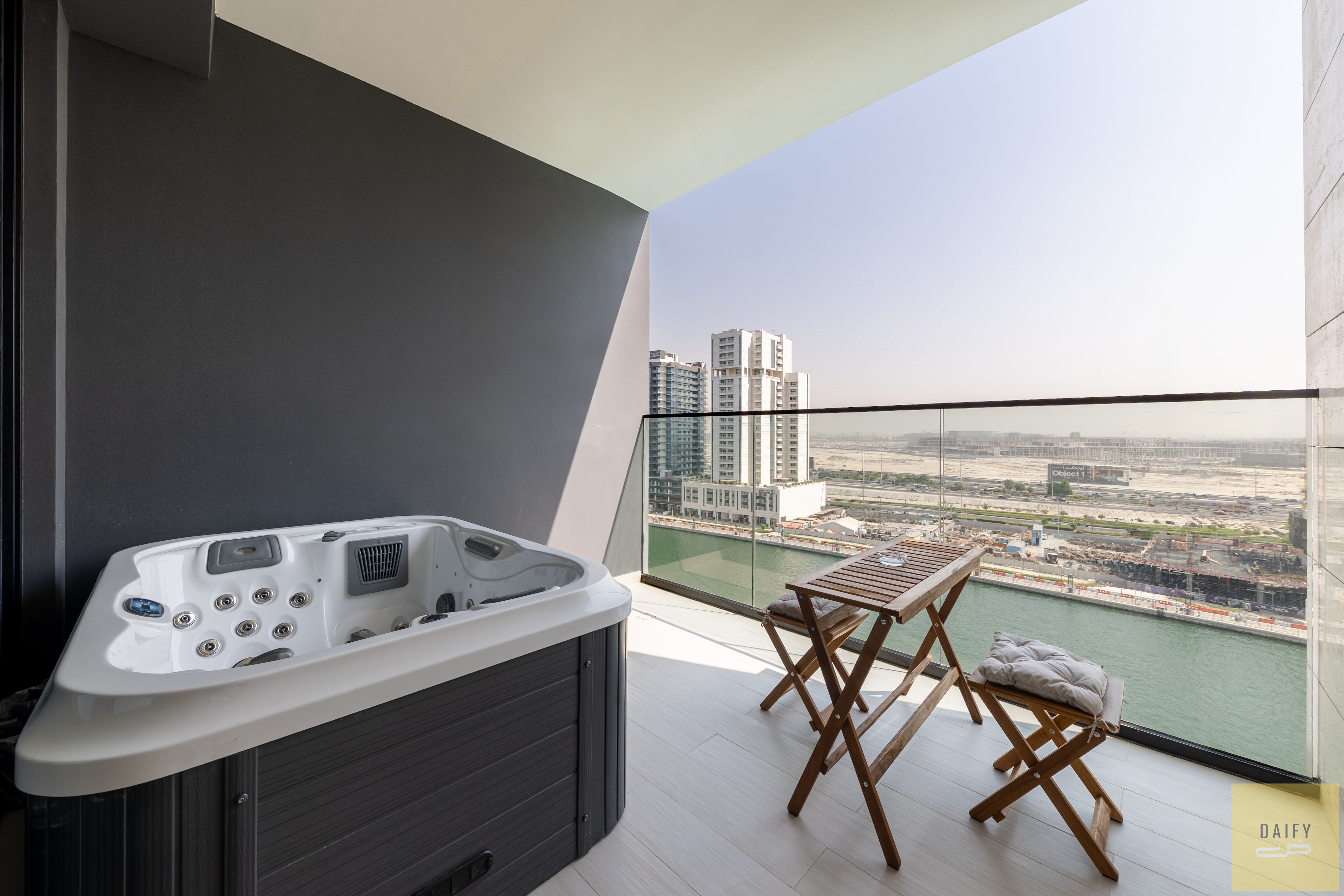 Brand new Large Studio | Private Jacuzzi - Full Stunning water canal View - infinity Pool