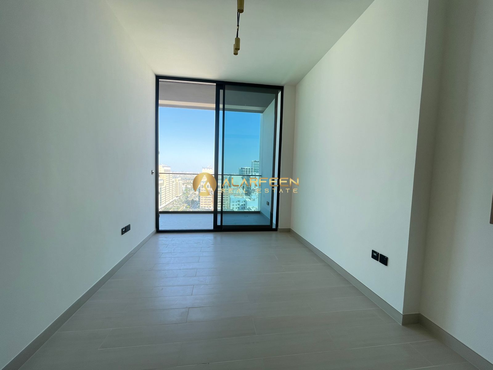Higher Floor | Fitted Kitchen | Premium Quality