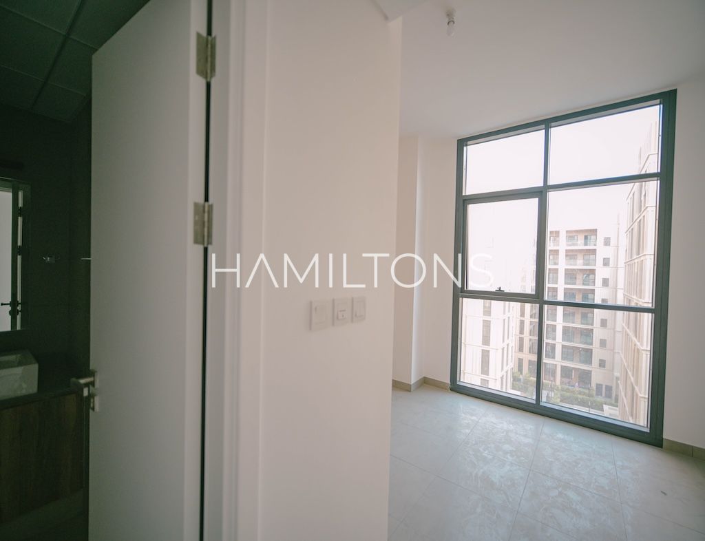 Stylish Apartment | Prime Location | Resale Opportunity