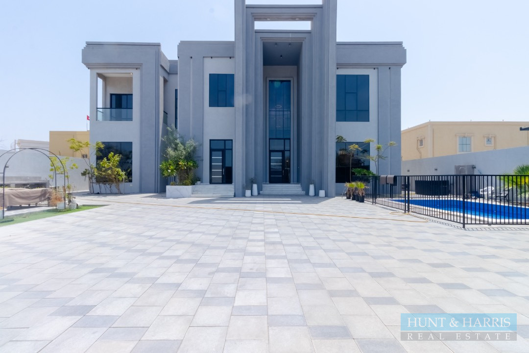 Luxury 6 Bed Villa - Available Monthly or Yearly Rent on 9th of March