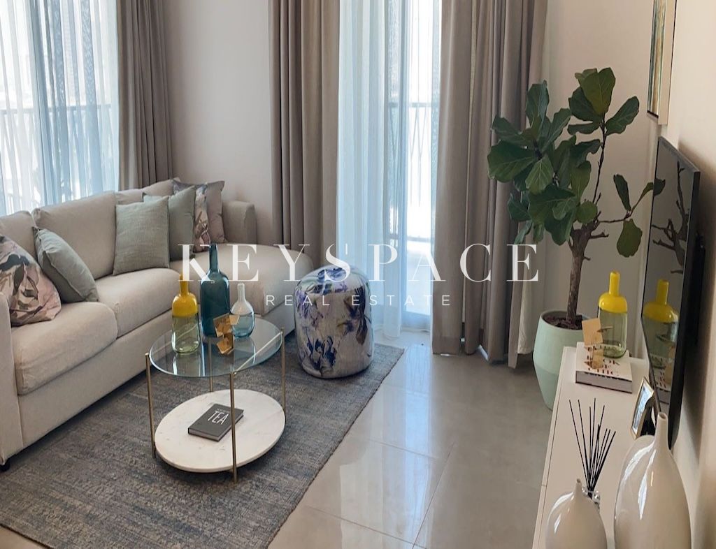 Waterfront Luxury Apartment | Panoramic Sea Views