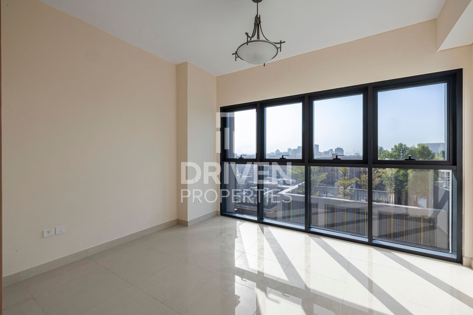 Modern Apartment In New Deira For Families