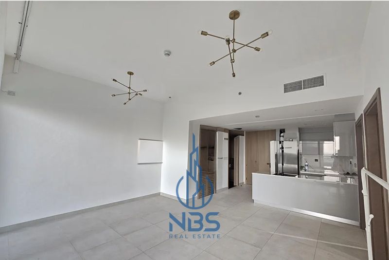 Unfurnished | Large Layout | Exclusive