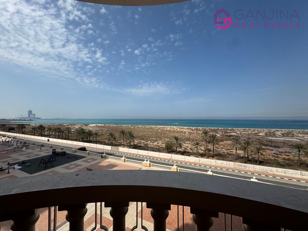 Stunning Sea View Studio in Royal Breeze 5 | 4 Cheques