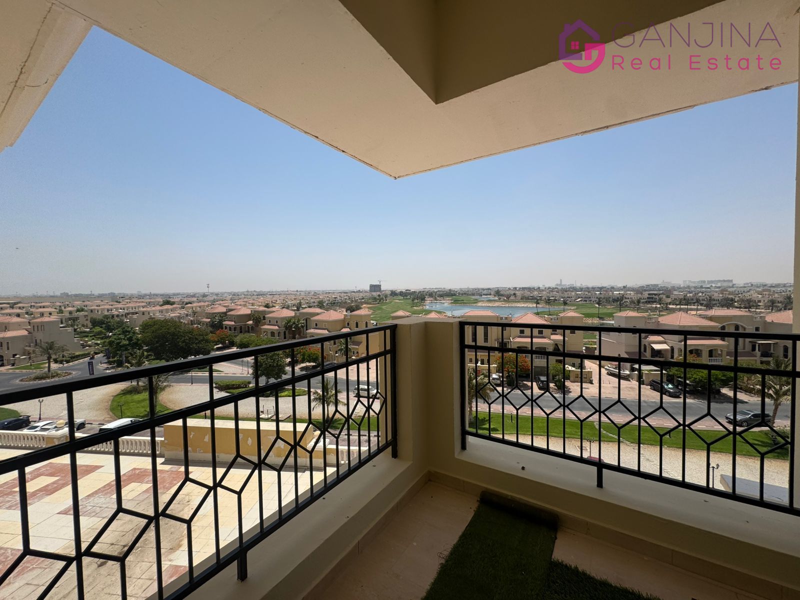 Upgraded 2BHK in RB3 | Partial Sea View | 4 Cheques | Semi-Furnished