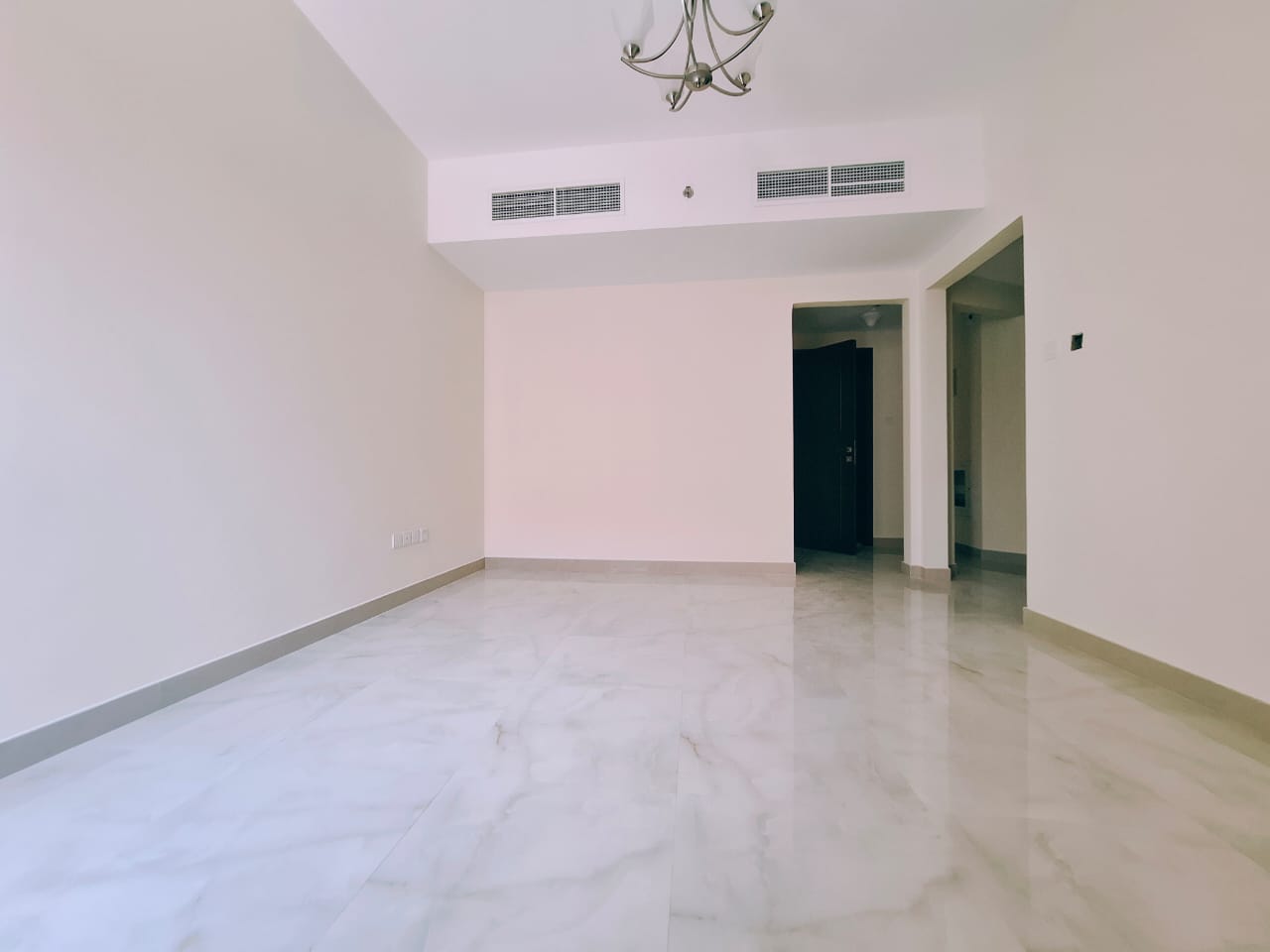 Brand new building !! First shifting with car parking free // 2BHK just 43k in Abu shagrah