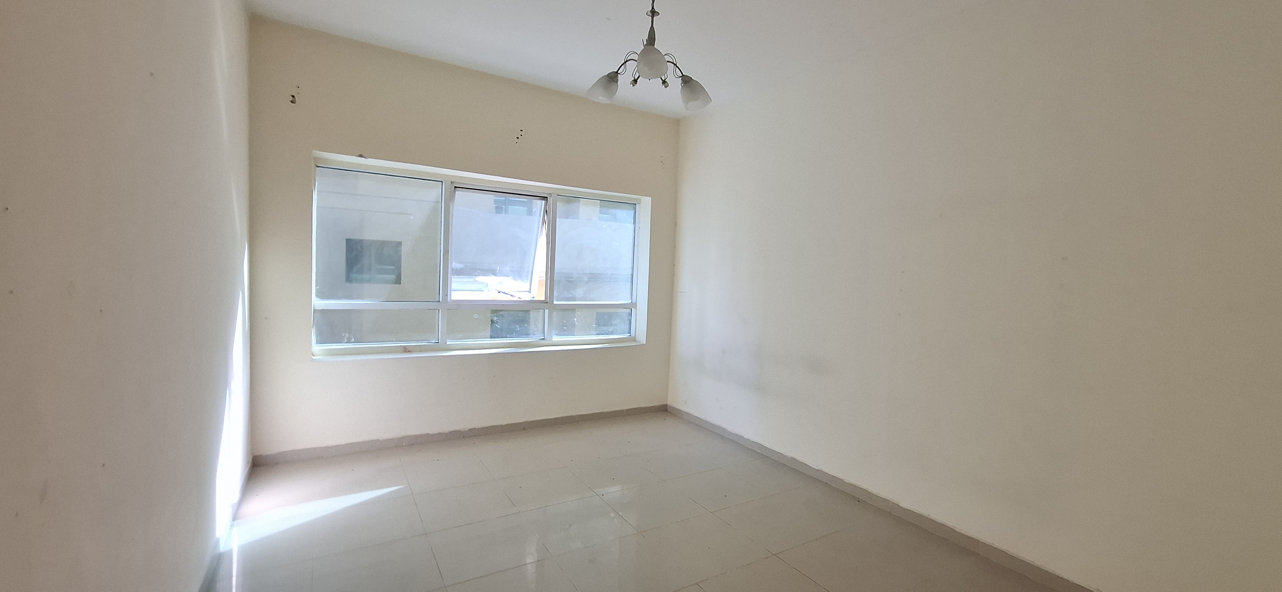 Cheapest price // centre AC 1BHK just 26k in Al Qasmia