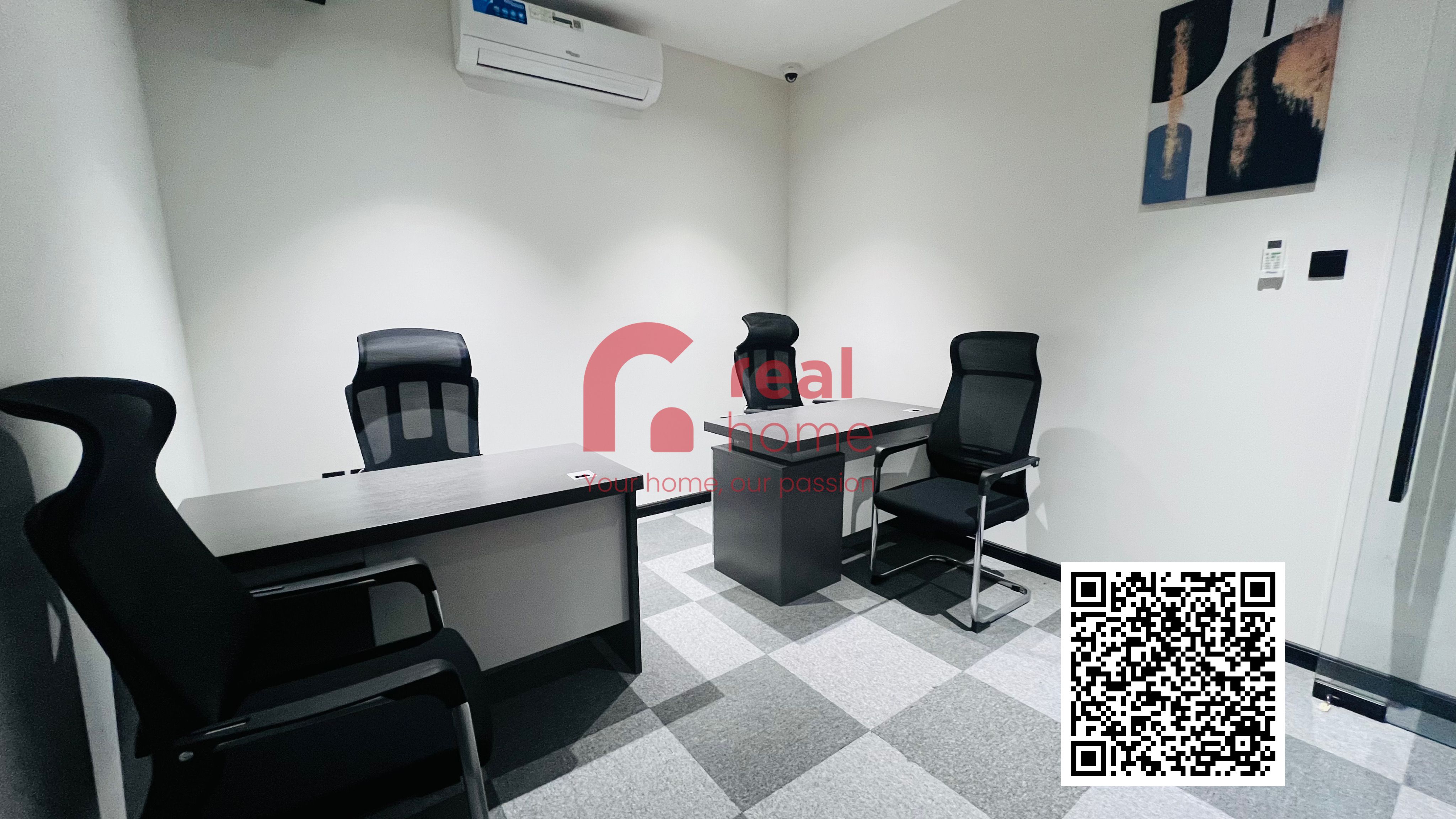 Best Deal Desk Space