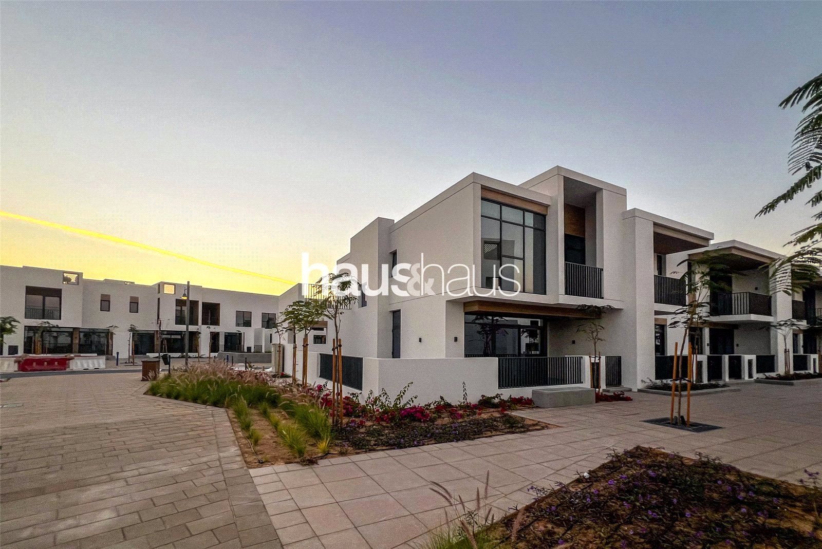 Corner Plot | Available Now | Single Row