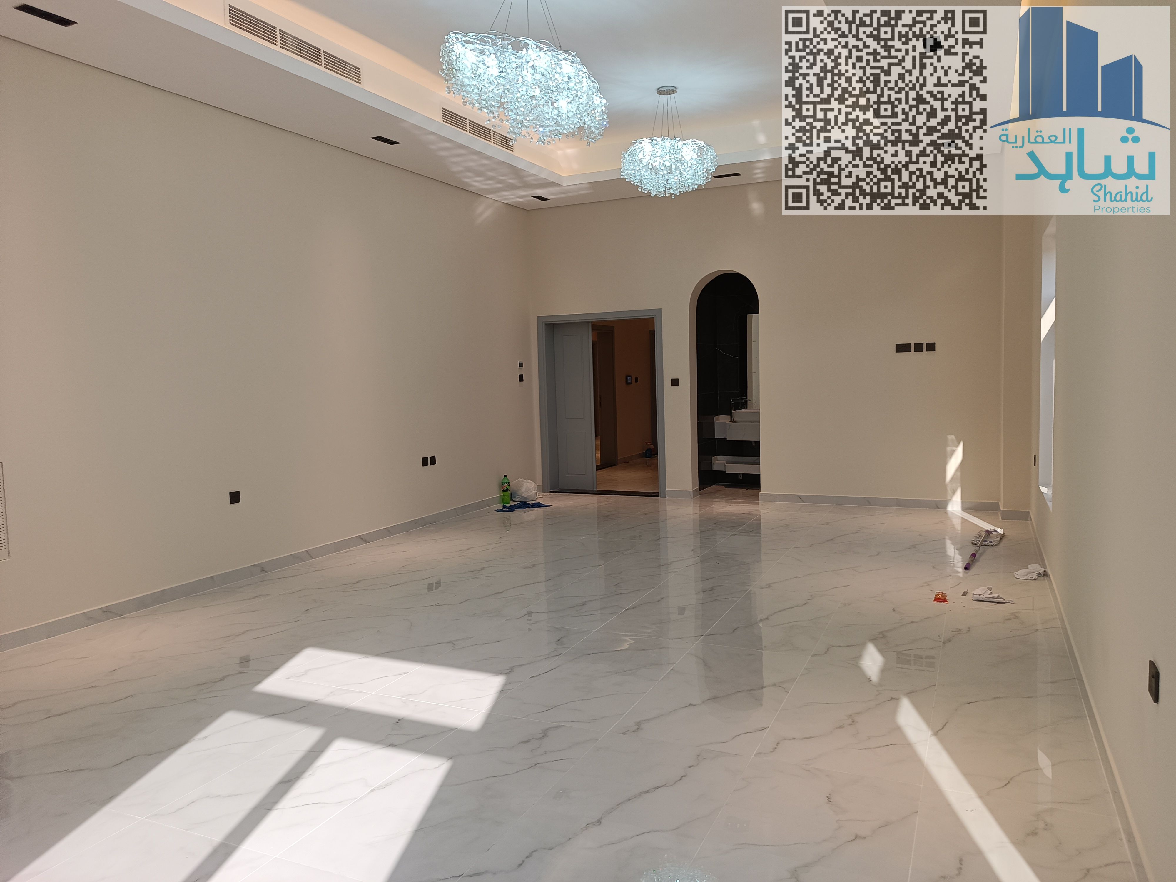 Eight master bedroom hall villa available for rent