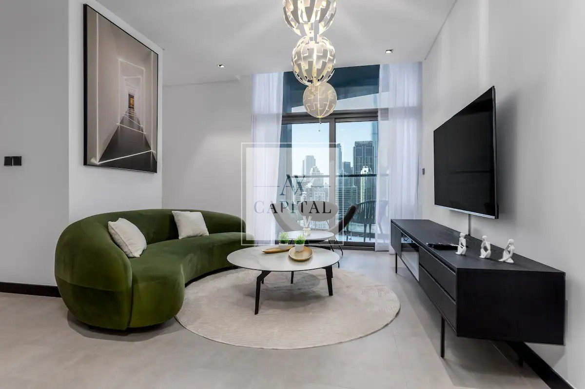 Iconic | Burj and Canal Views | Waterfront Living