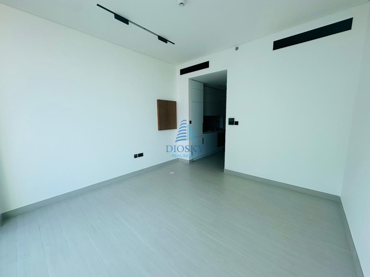 Brand New | Fitted Kitchen | Big Layout