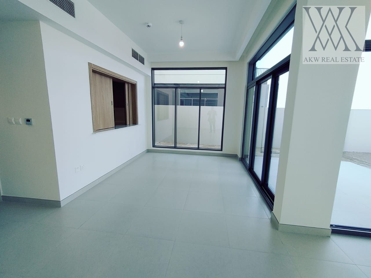 4 bed,5 washrooms, 2 living areas, maid room with attach bath, powder room, 3 master bedrooms villa, with huge layout and lush green surrounding