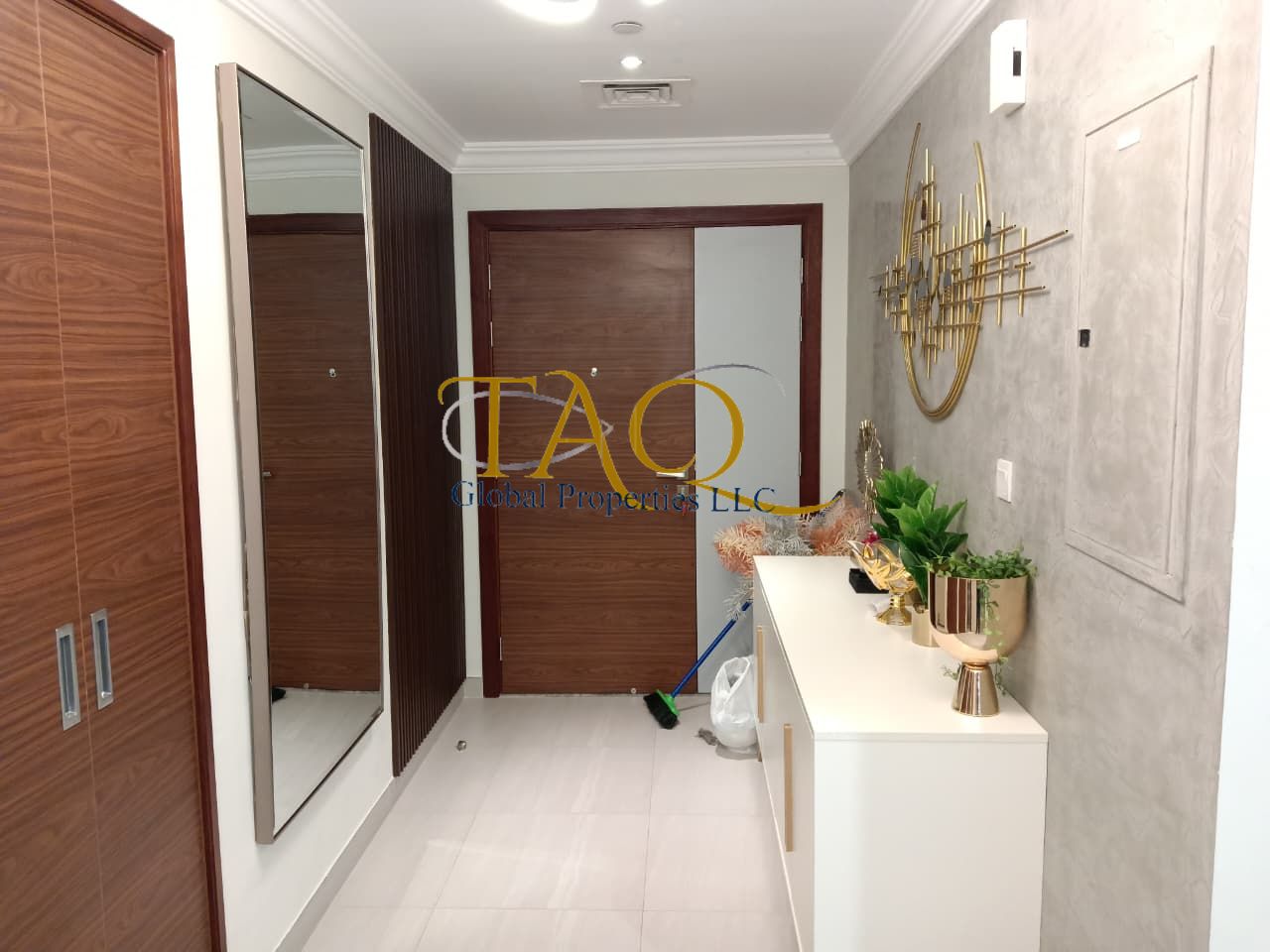 Fully Upgraded | Well Furnished | Majestic Zabeel and Frame View
