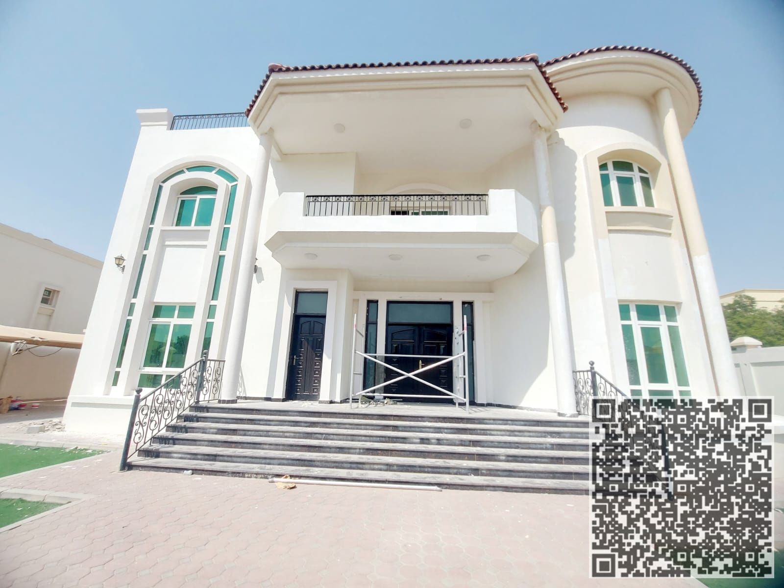 VERY BIG AND GOOD VILLA 5 MASTER BEDROOMS VILLA AVAILABLE FOR RENT IN AL YASH SHARJAH. . . . . . .