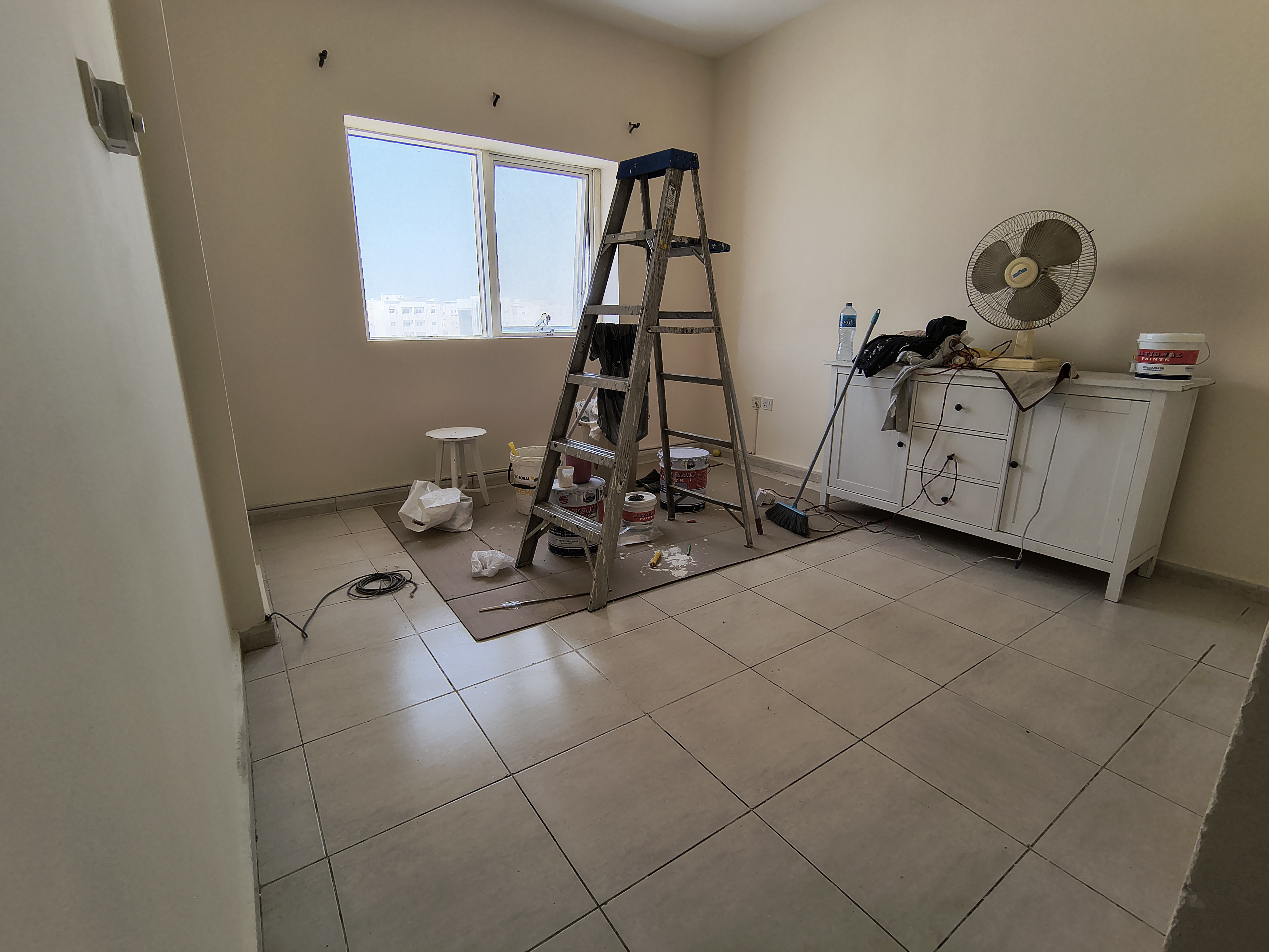 BIG SIZE CHEAP PRICE 1 BEDROOM HALL SEPARATE HALL FOR FAMILIES CLOSE TO SAFARI MALL AND EMBASSADOR SCHOOL FOR FAMILIES ONLY 30K