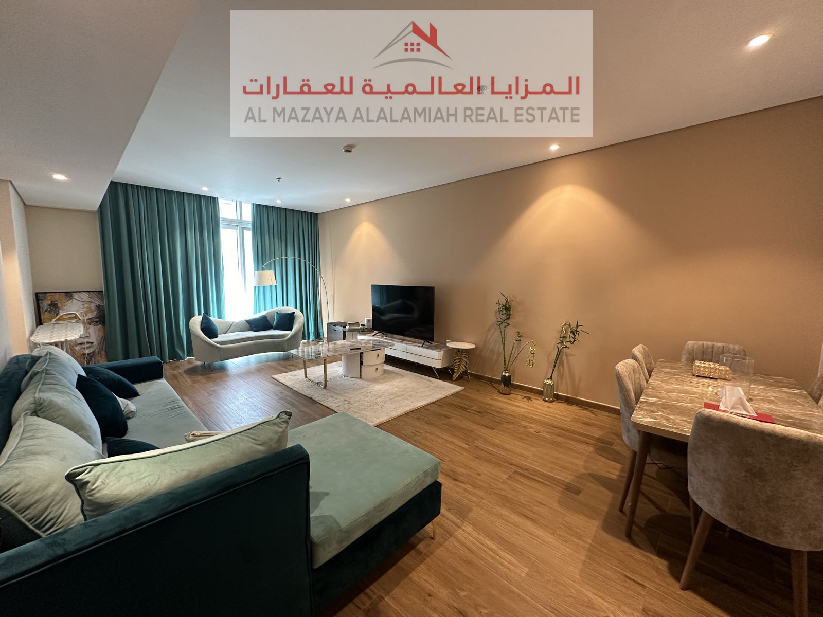 For monthly rent in Pullman - five stars - three-room apartment - stunning view - super deluxe furnished - Sharjah - Al Taawun - bills included