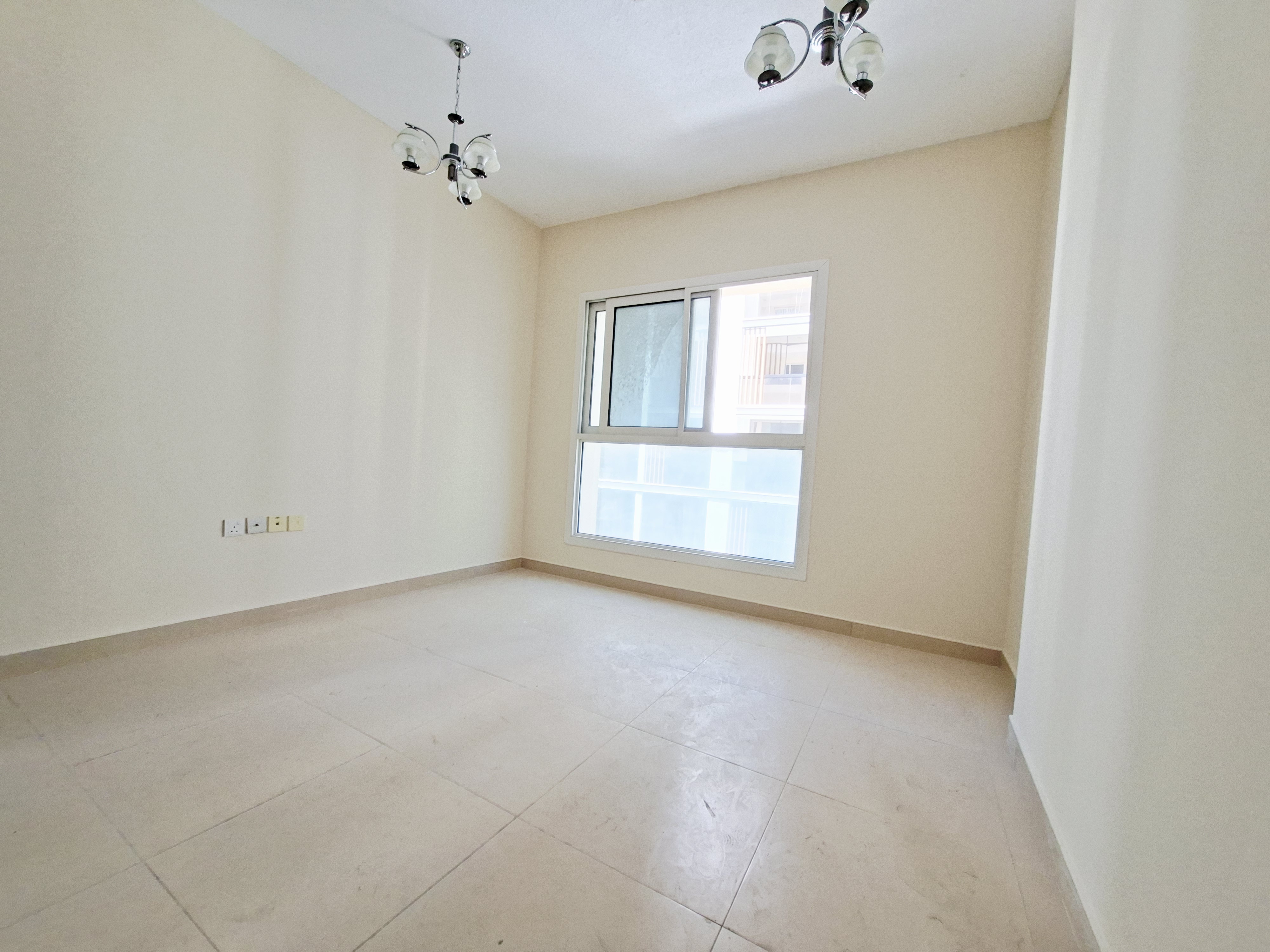 Very big Luxury 2. bhk APARTMENT with parking near by School area