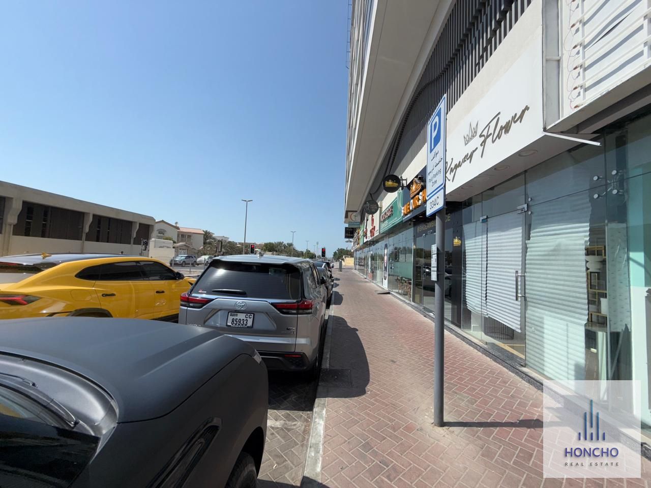 BUISNESS LOCATION | CLOSE TO SZR|CLOSE TO CITY WALK