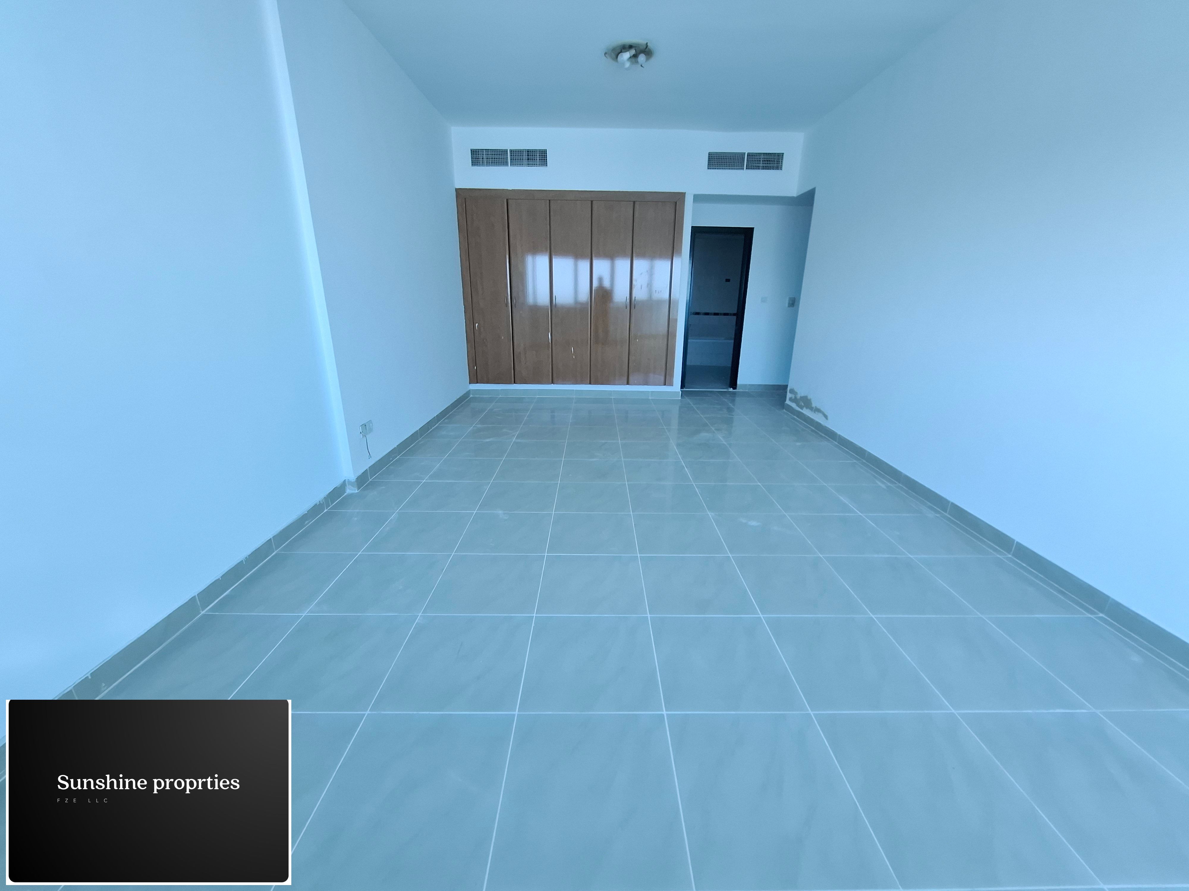hot offer 2bhk Neat and clean