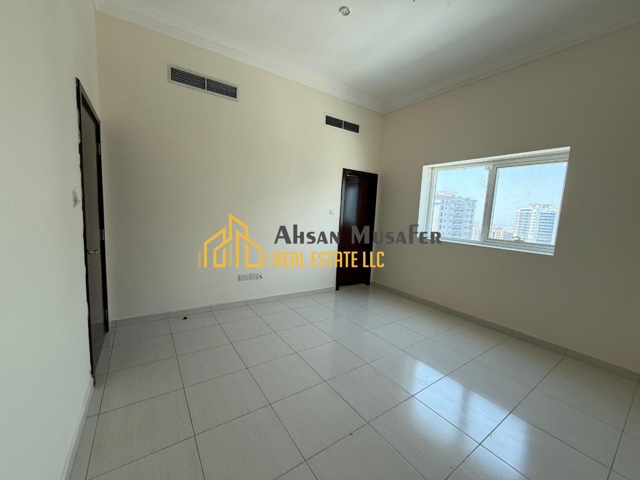 *PRIME LOCATION* NEAR BY NESTO//2BHK WITH 3WASHROOMS//Two-bedroom apartment with a spacious living room, offering flexible payment plans, conveniently located close to all amenities in Al Nahda Sharjah.