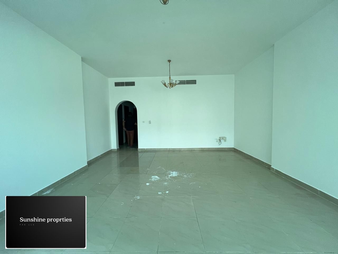 Huge 1 Bedroom With Gym And Pool Free AL Mamzer Sharjah