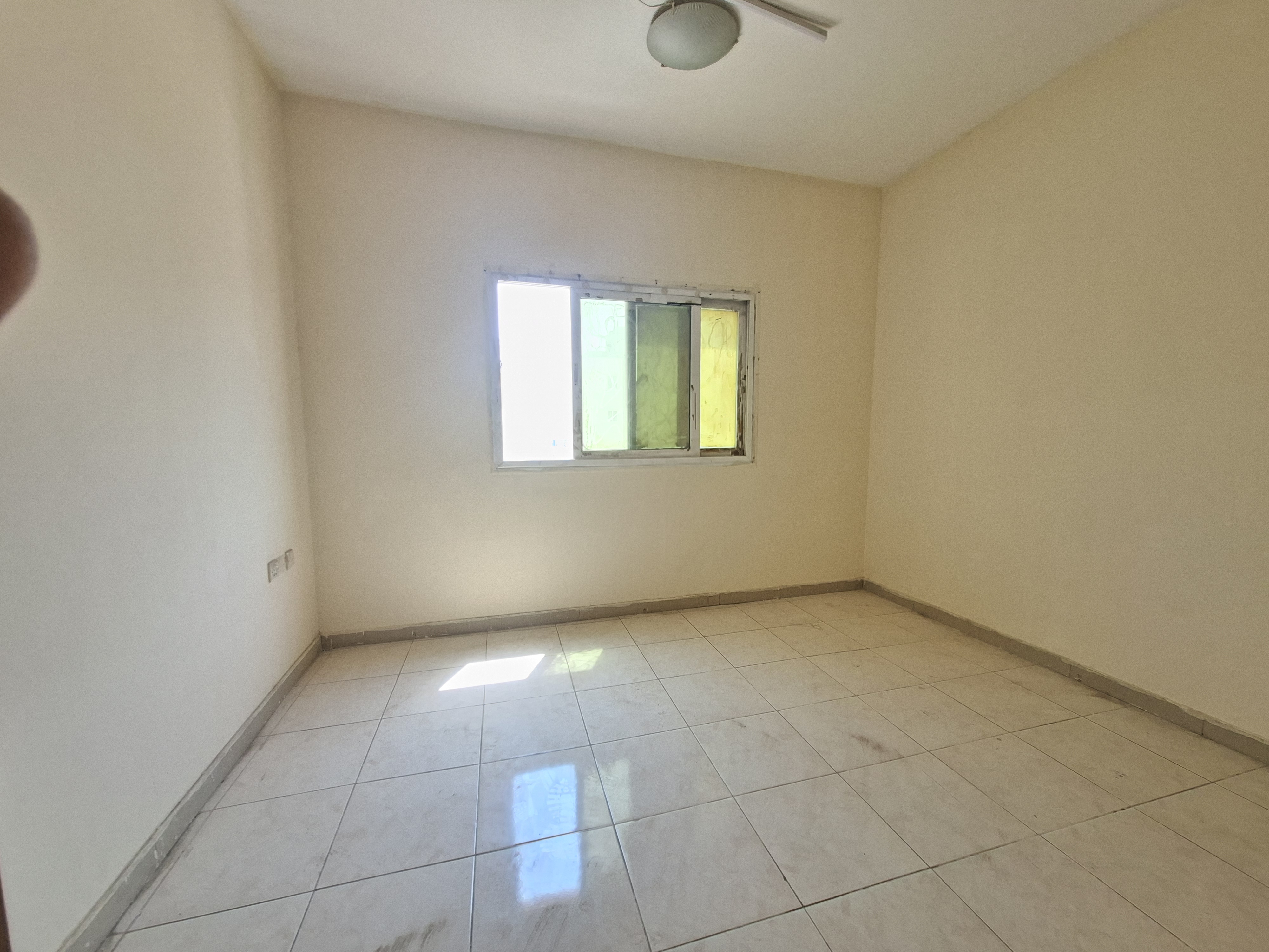 Very big offer no deposit 1. bhk APARTMENT available