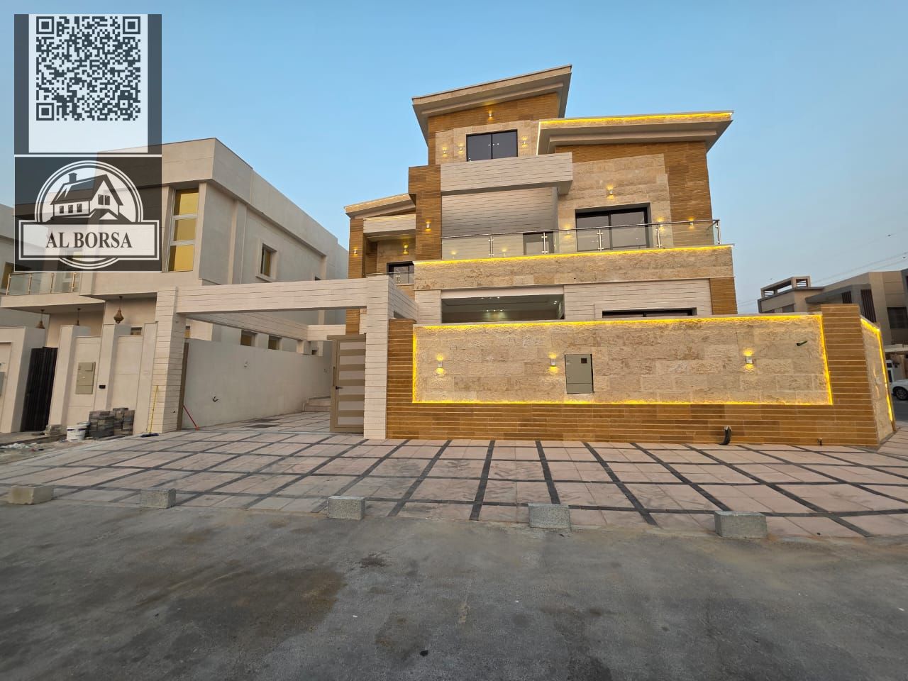Luxurious villa for sale in Al Yasmeen area - Ajman Your chance to own a sophisticated villa with a modern design and a prime location: Spec