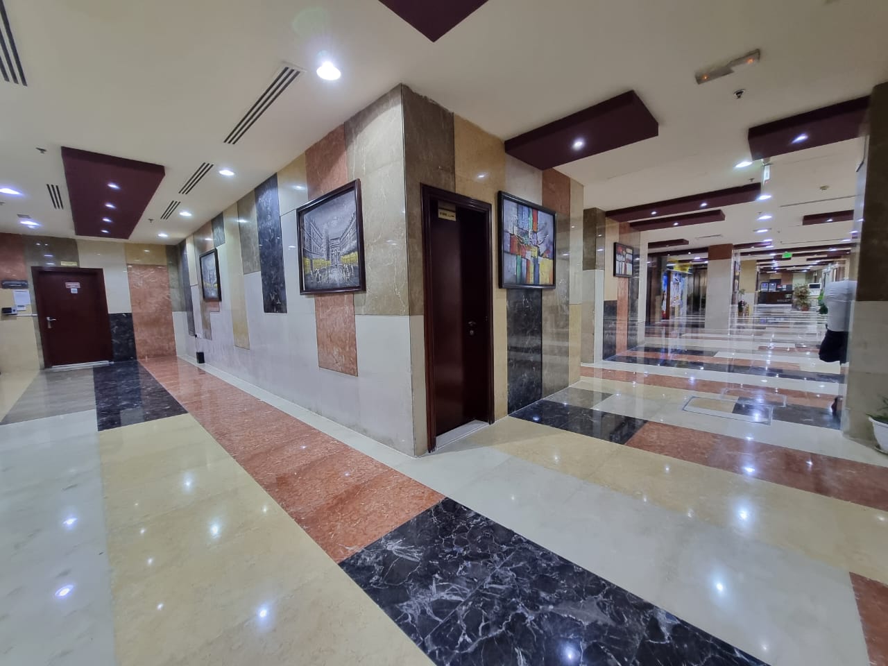 1 BR HALL APARTMENT AVAILABL 32K,33K,34k,1 MONTH FREE ON DUBAI SHARJAH BORDER F 24 STOP & 30K,1 MONTH FREE NEAR SAFEER MOLL BEHIND TELAL SUPER MARKET