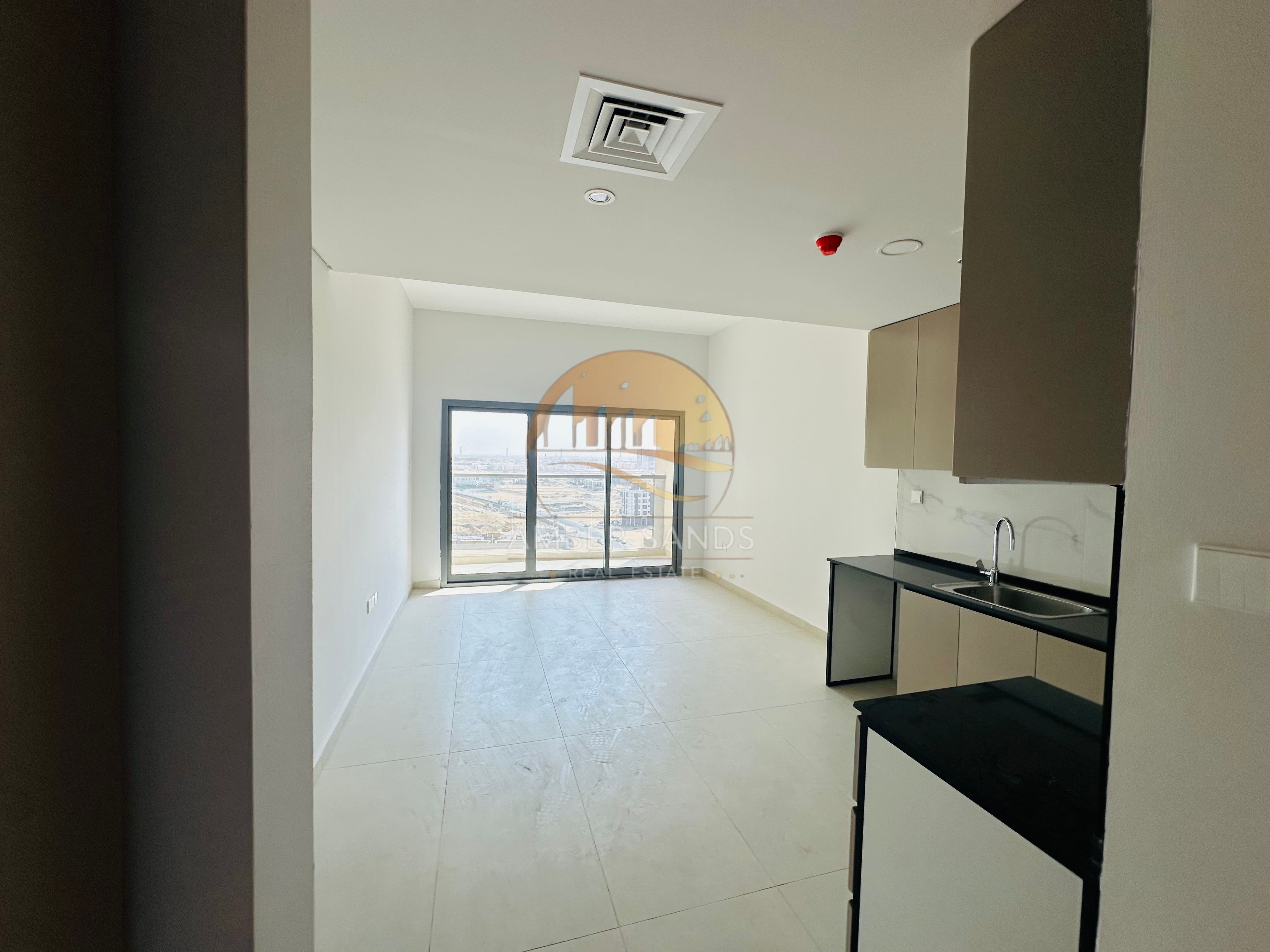 LARGE STUDIO | HANDOVER SOON | FREEHOLD | MONTHLY 2984