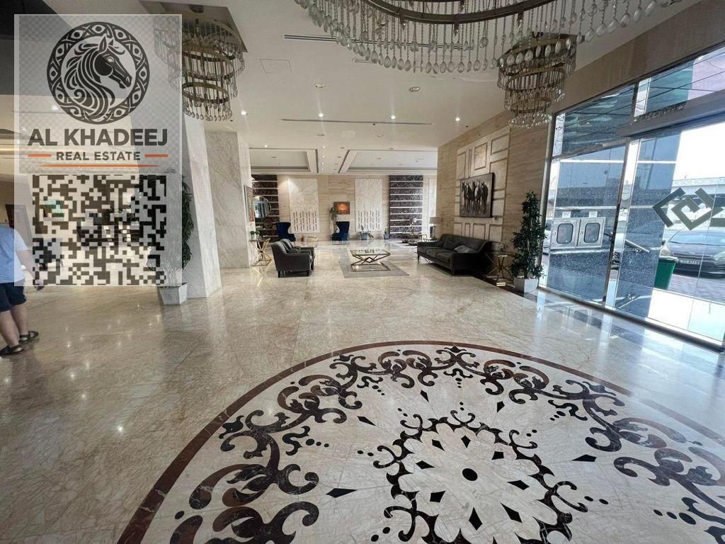 For sale in the most upscale towers in Ajman, 3 bedrooms, a hall, and a maid's room with private parking, easy access to Dubai and Sharjah