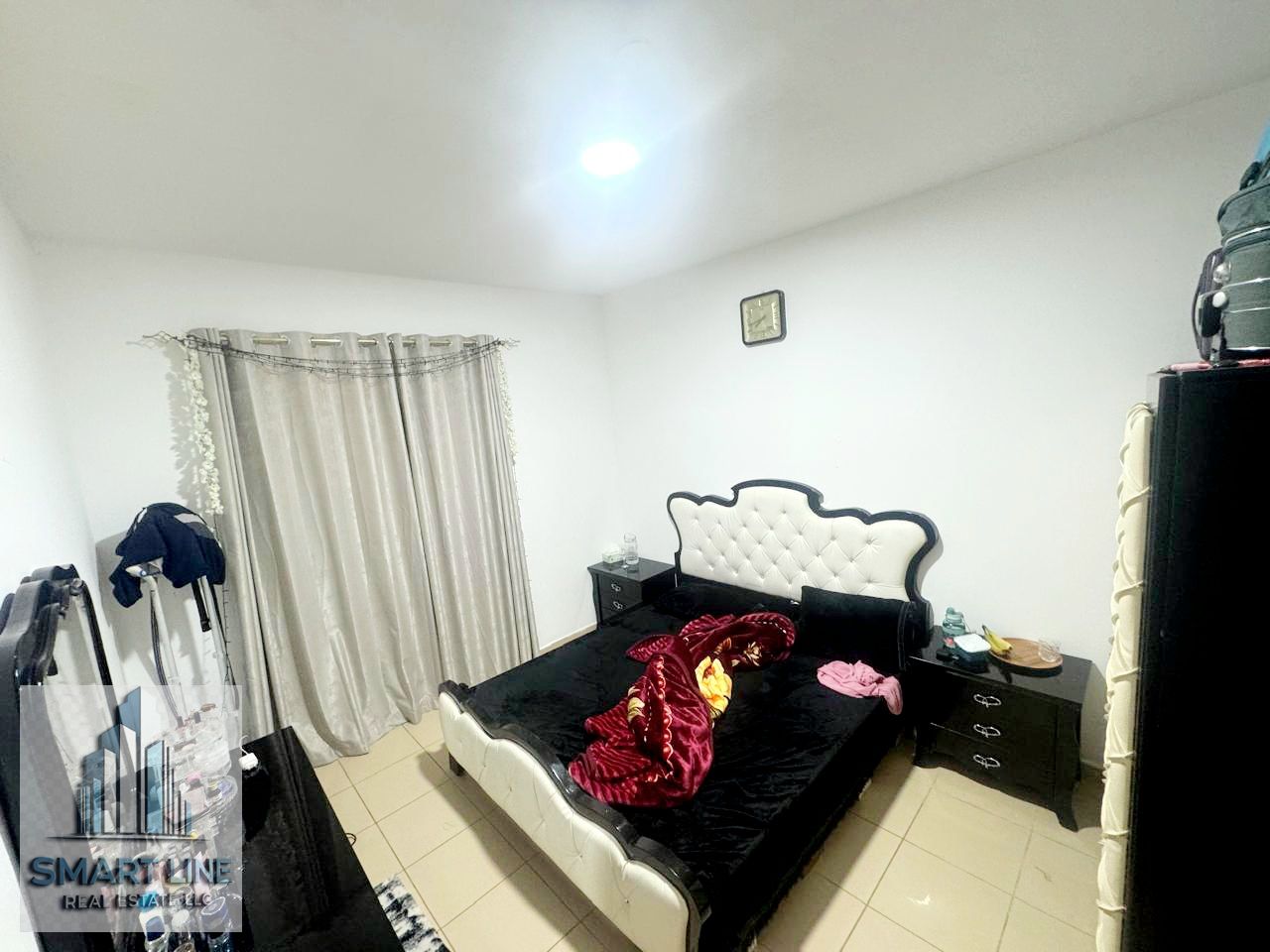 AC Free//Monthly Rent//2BHK WITH Full Furnished//Balcony Open View//Just4500 ,// Close to King faisal road Qasimia