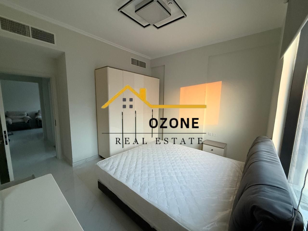 Bright 1-br apt || prime location || reasonable price || ready move|| furnished