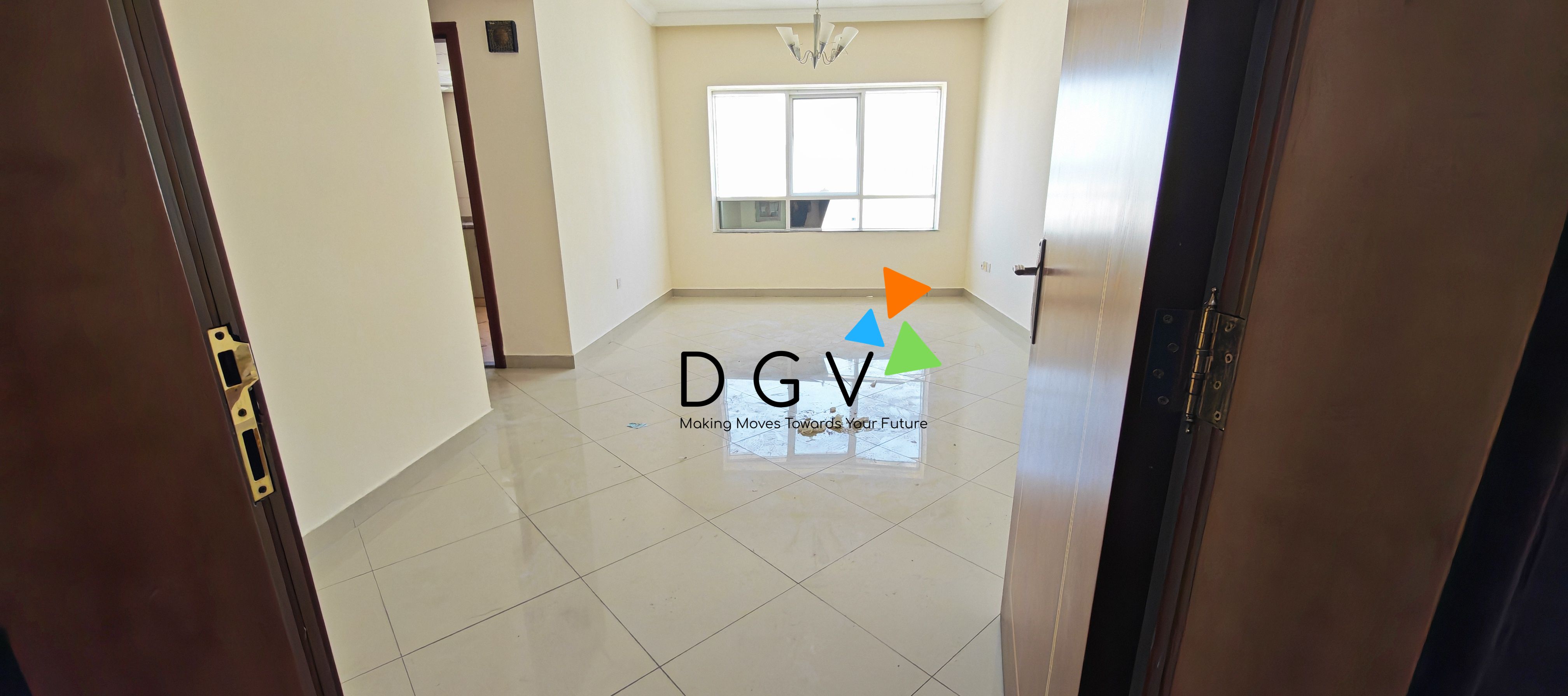 Specious 1BhK Ready to move apartment near Dubai exit just for 37k
