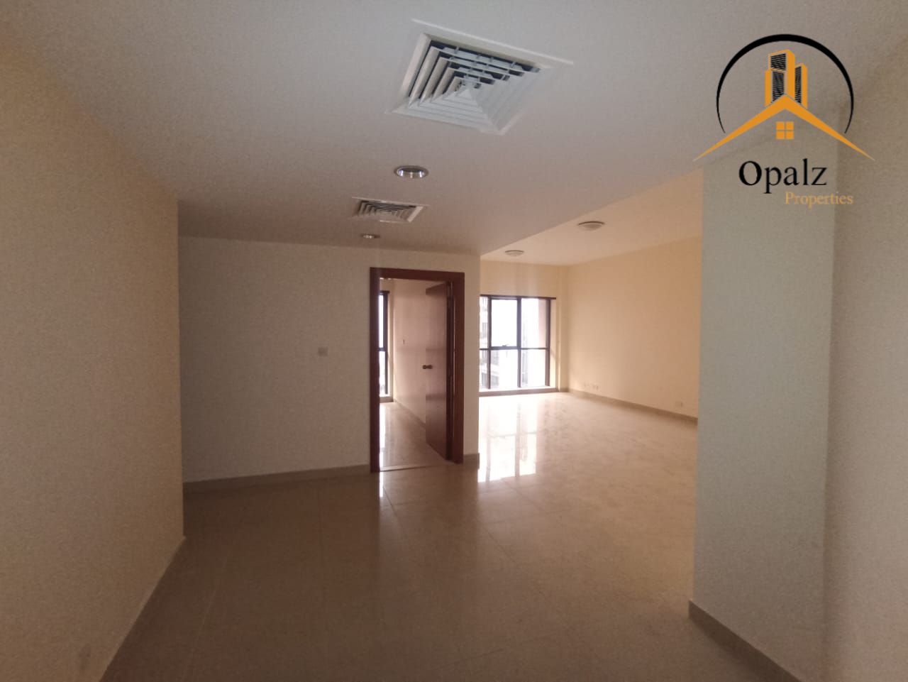 SPACIOUS 4BHK | Ideal for Families | No Commission | 2 Free Parking
