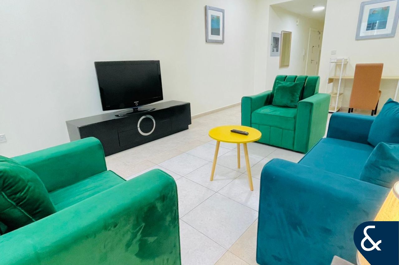 2 Bedrooms | Sea Views | Light and Spacious