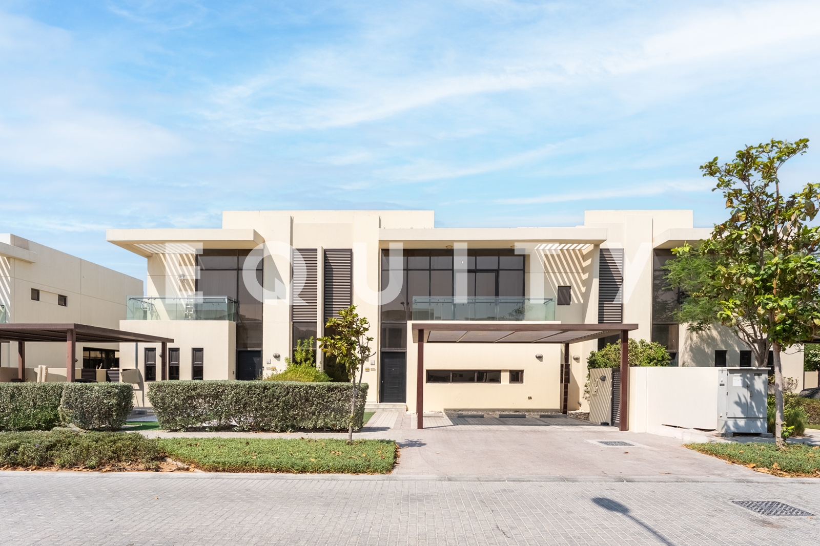 Vacant | 3 Bedroom en suite | Private Garden