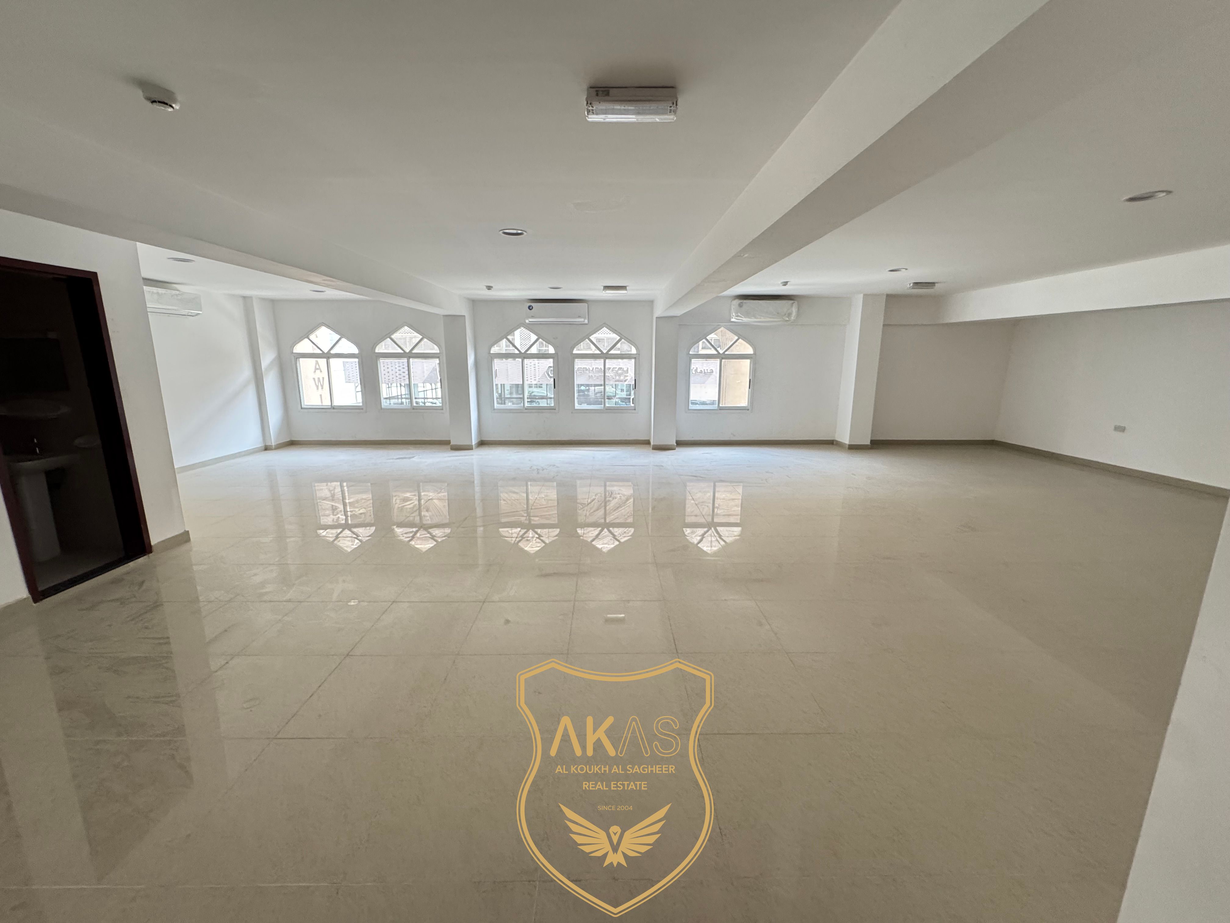 Premium Office Space for Rent in Bu Daniq | Private Entrance & Elevator