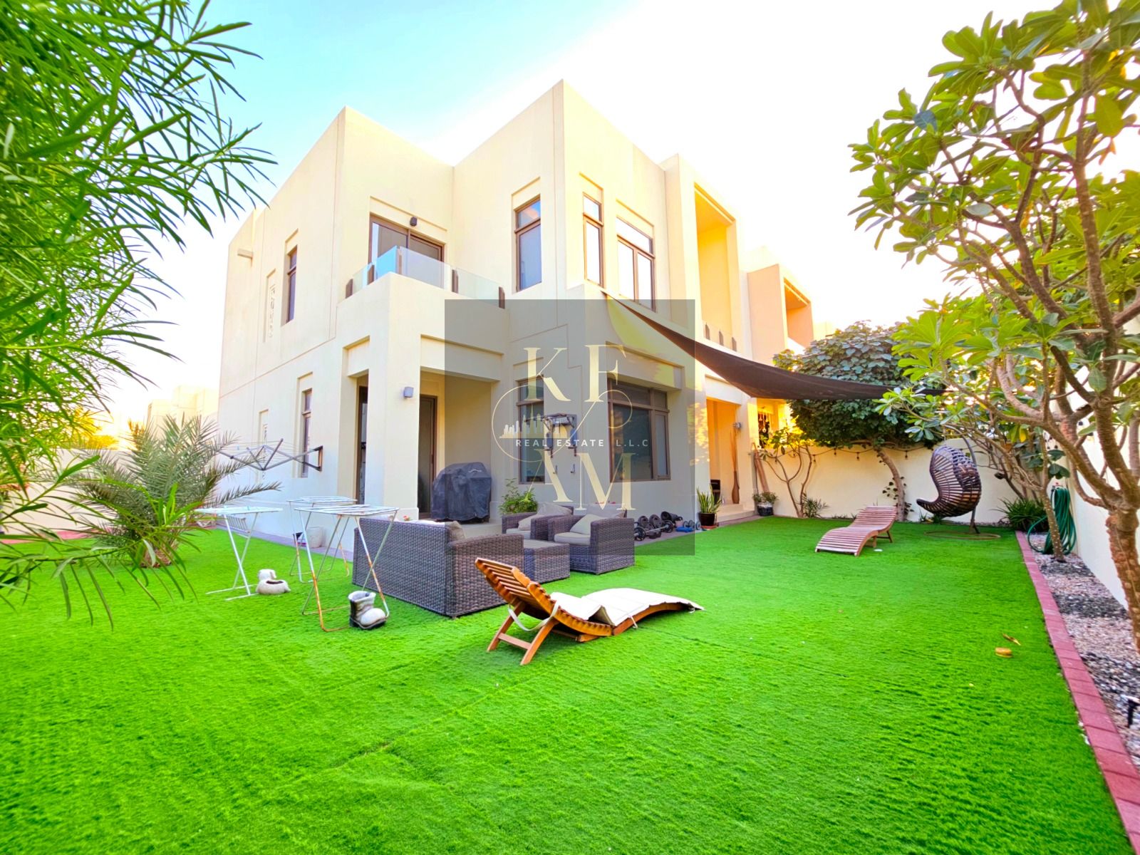 Corner Villa | 3 BHK Plus Maid and Study Room | Back door facing to Park