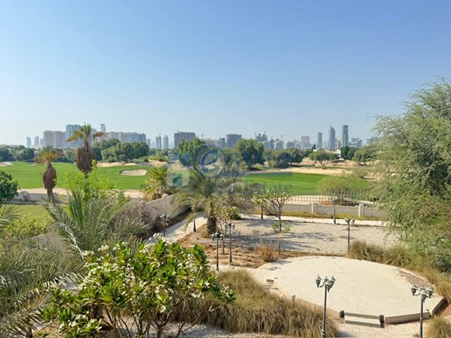 Humongous Palatial 5 Bhk with Maid room for immediate rent in Esmeralda Community in Victory Heights