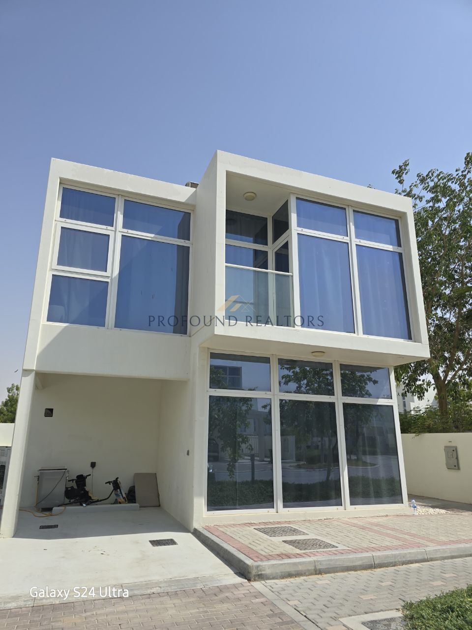 Exclusive I Vacant I Pool View I 6BR+Maid I Garden