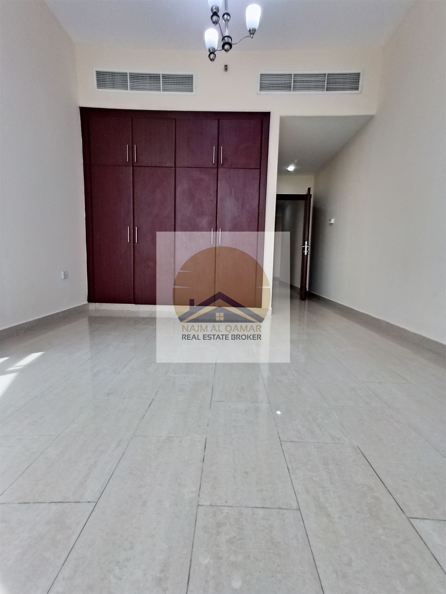 SPACIOUS 1 MASTER BED ROOM HALL+ 2 BATH +LAUNDRY ROOM WITH BALCONY AND PARKING FREE AND ALL FACILITIES IN AL NAHDA DUBAI RENT 55k