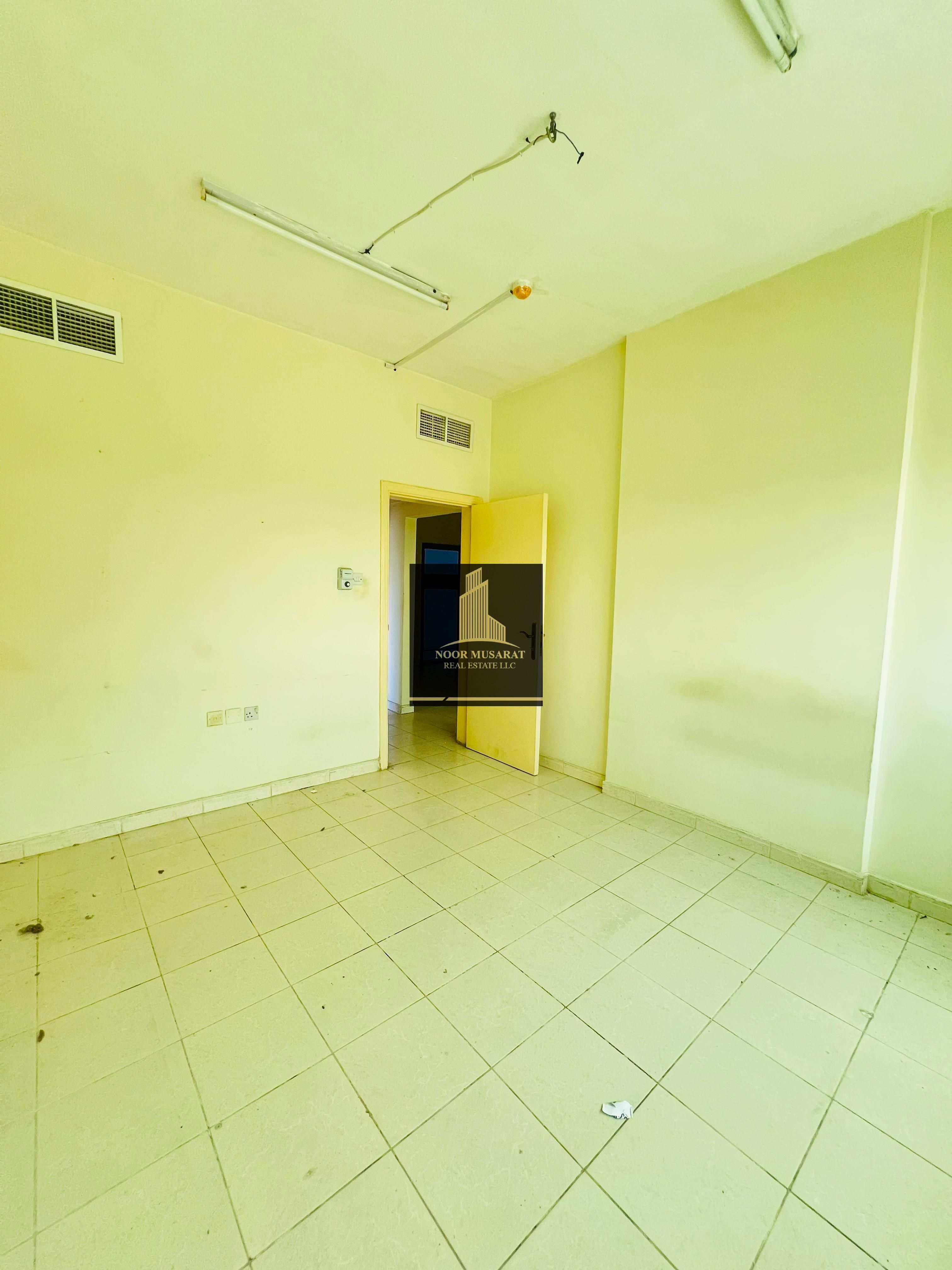 30 Days Free!!! 2bhk With 1Badthrom Balcony + Six Payments Only In 37k Very Close To Sahara Mall Al Nahda Shj Call Hamza