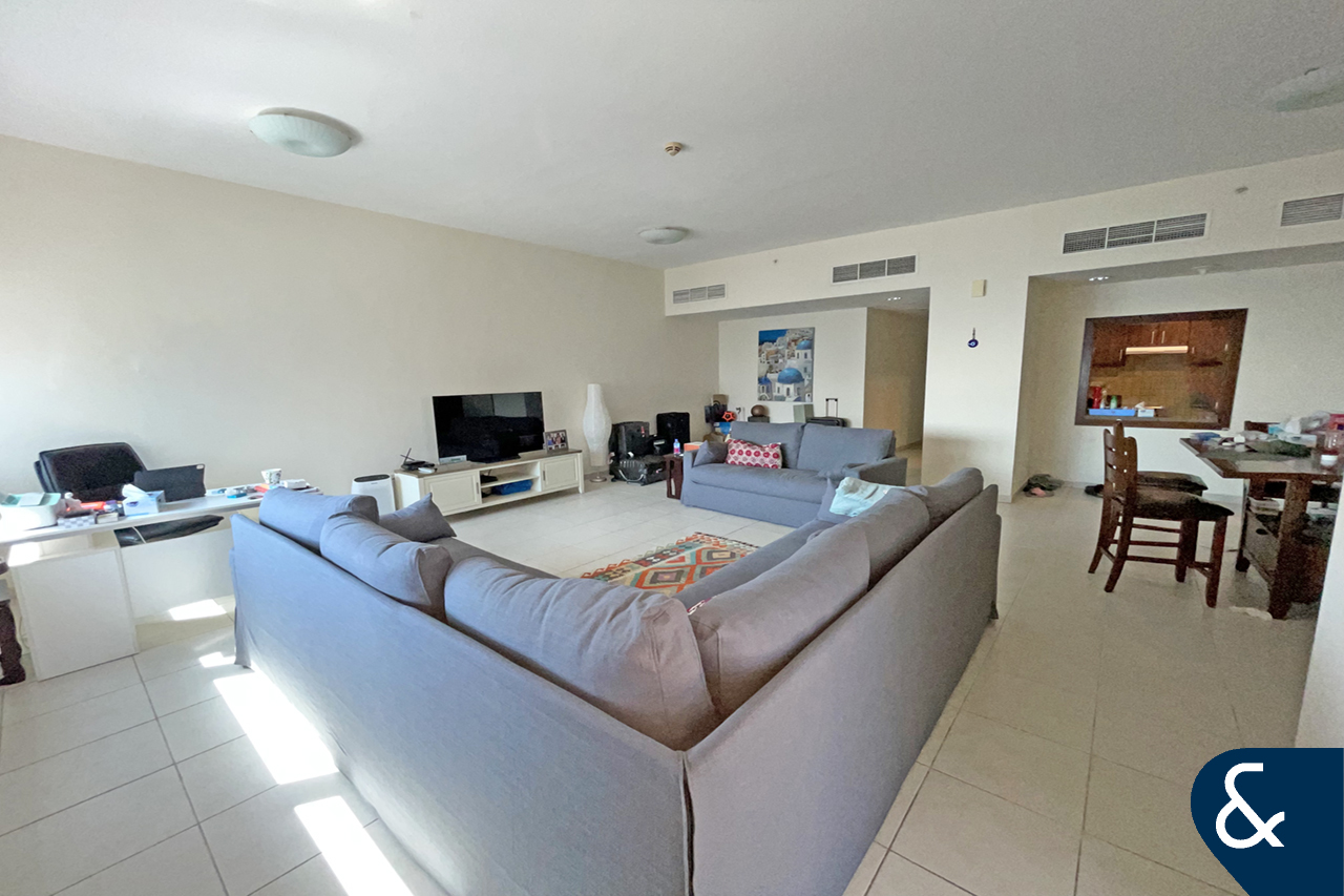 Vastu | Large Two Bedroom | High Floor