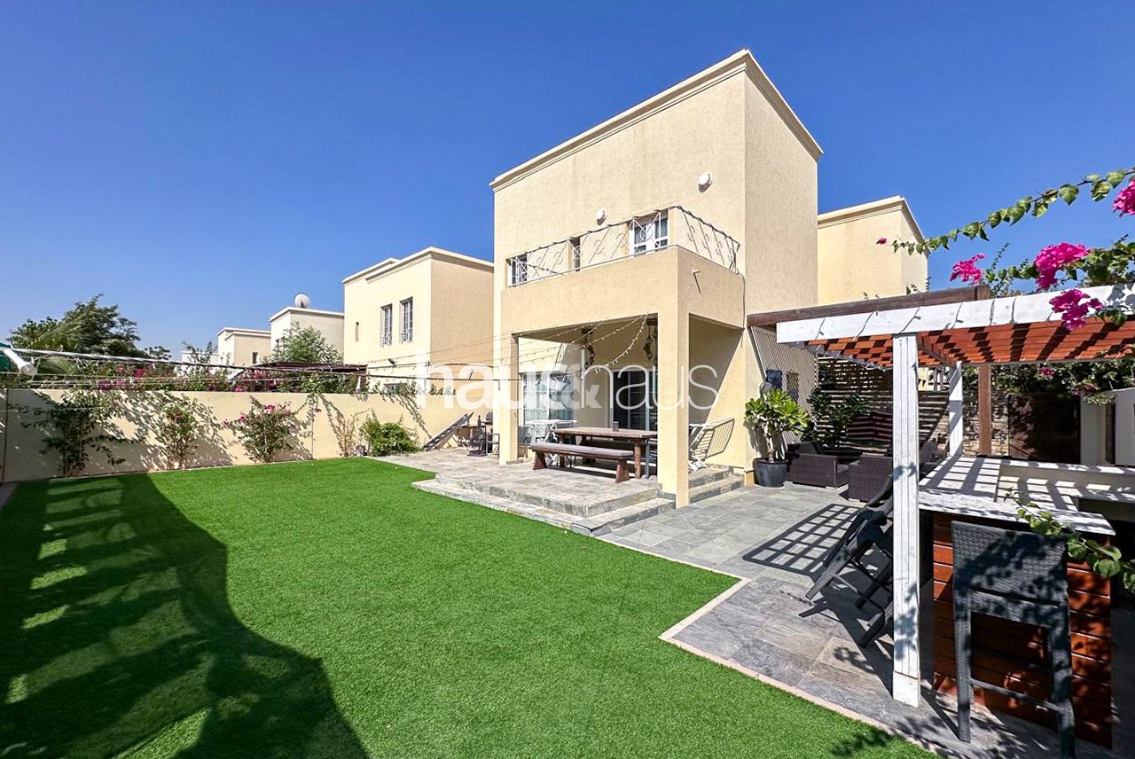 Upgraded | Landscaped Garden | Single Row